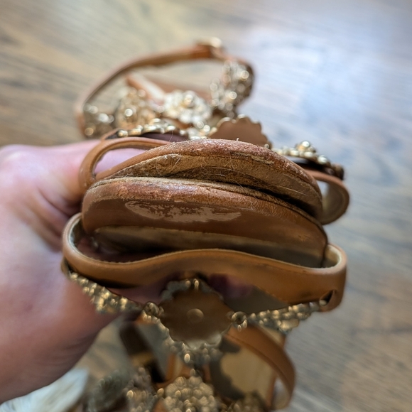 CHANEL Camellia Cork Wedge Sandals | Tan/Brown | Size 39 1/2 (Fits like US 7.5) - Picture 13 of 16